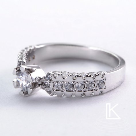 Zásnubný prsteň č. 34 s diamantmi